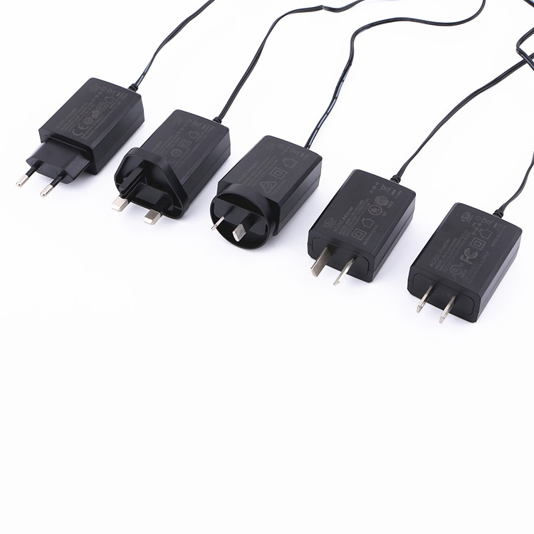 MKD 18W系列 插墙式 黑色 立式外壳 带线