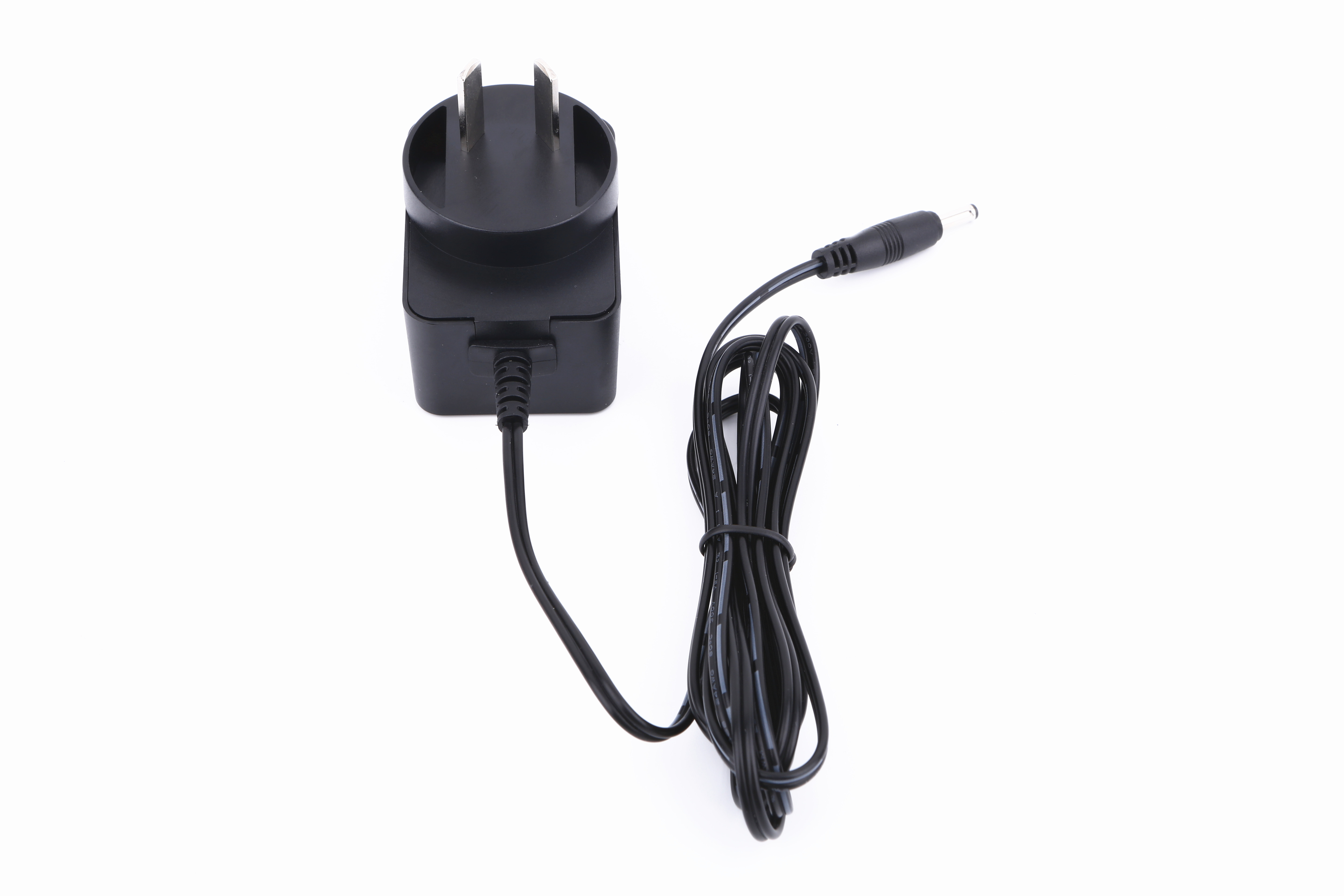 MKD 18W系列 插墙式 黑色 卧式外壳 带线 澳规