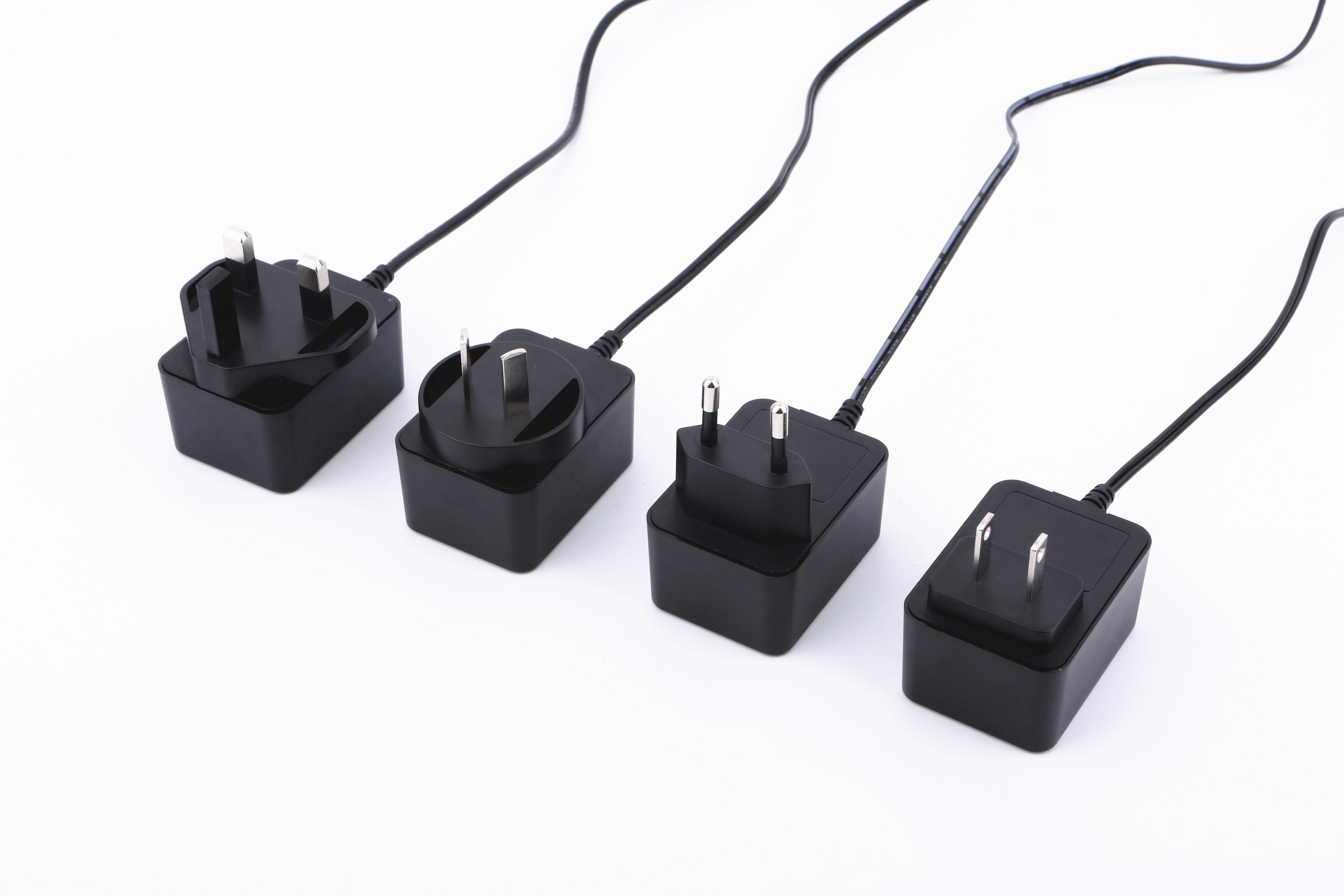 MKD 18W系列 插墙式 黑色 卧式外壳 带线