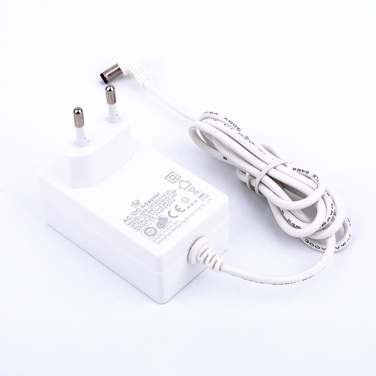 MKE 36W系列 插墙式 白色 欧规