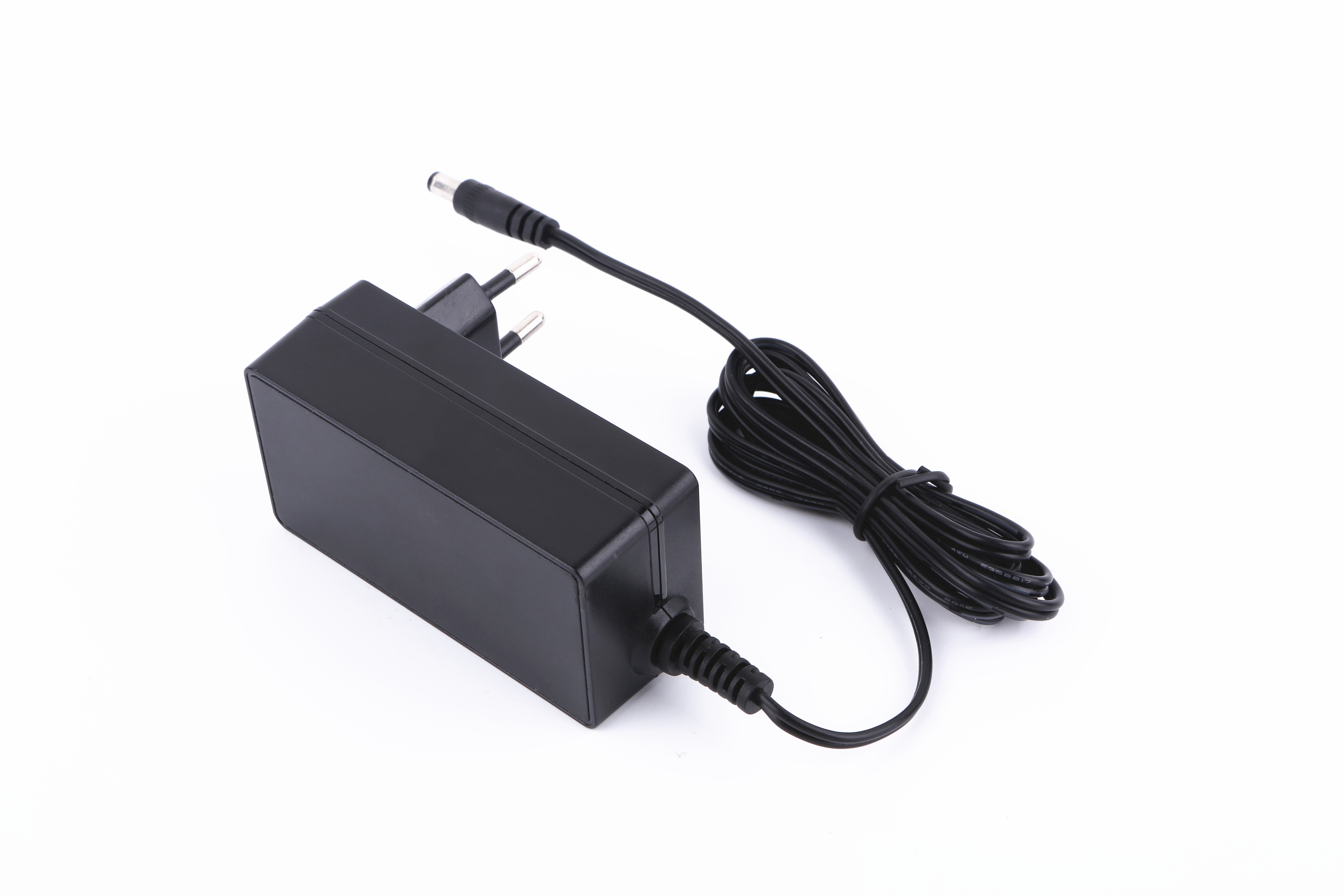 MKF 65W系列 插墙式 黑色 欧规